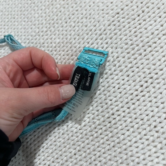 Triangl Bikini Set - Picture 7 of 11